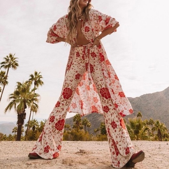 Novella Royale Iris Bell Bottoms in Red Flamenco - Picture 2 of 4